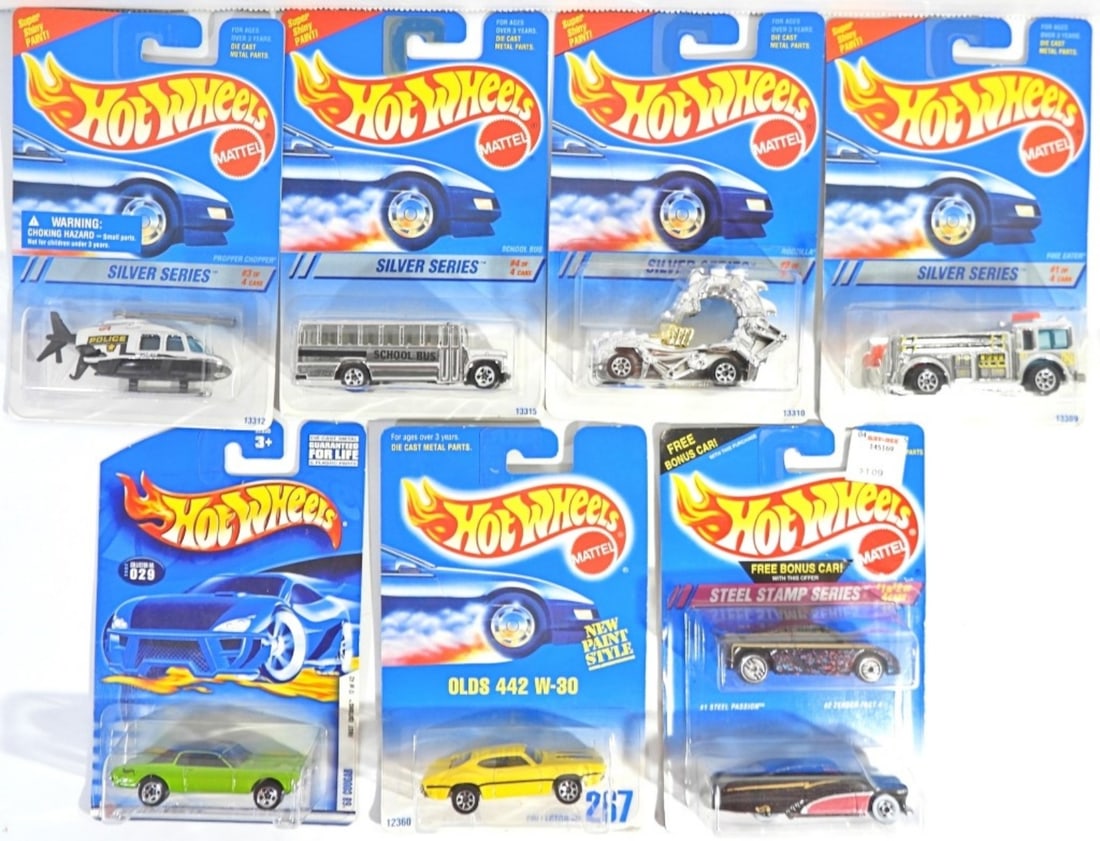 7 CT VARIETY HOT WHEELS DIE CAST CARS (1 of 5)