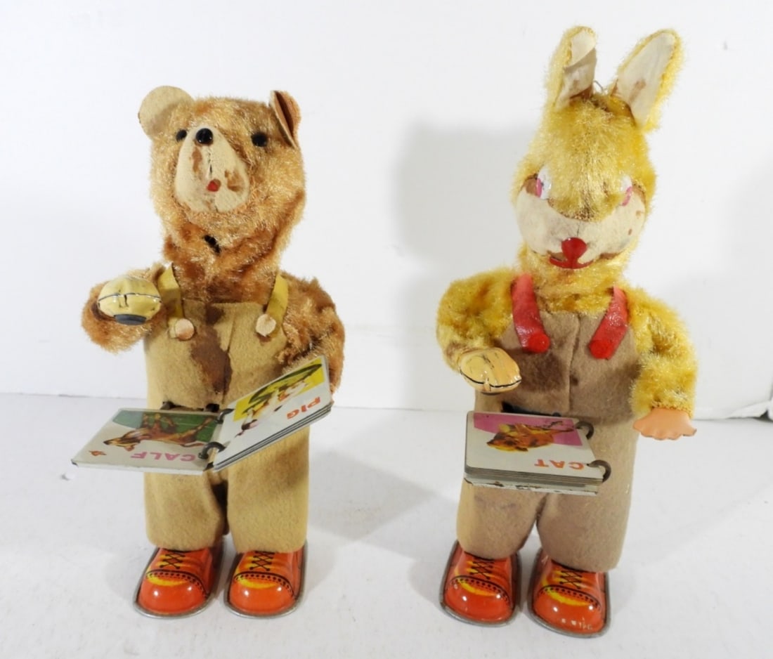 (2) WIND UP "THE READING" BEAR & RABBIT (1 of 3)
