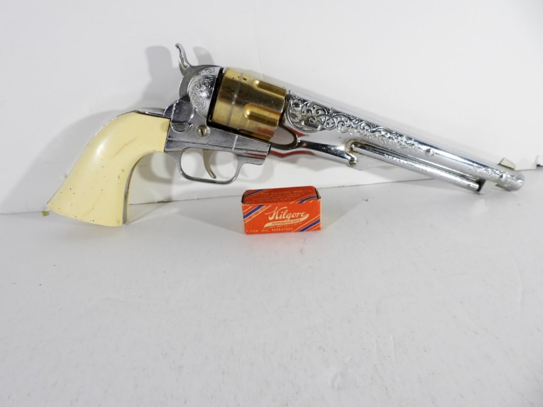 13 1/2" LONG COLT .45 CAP GUN: WORKING CONDITION - SOLID PIECE - HANDLE has CRACK