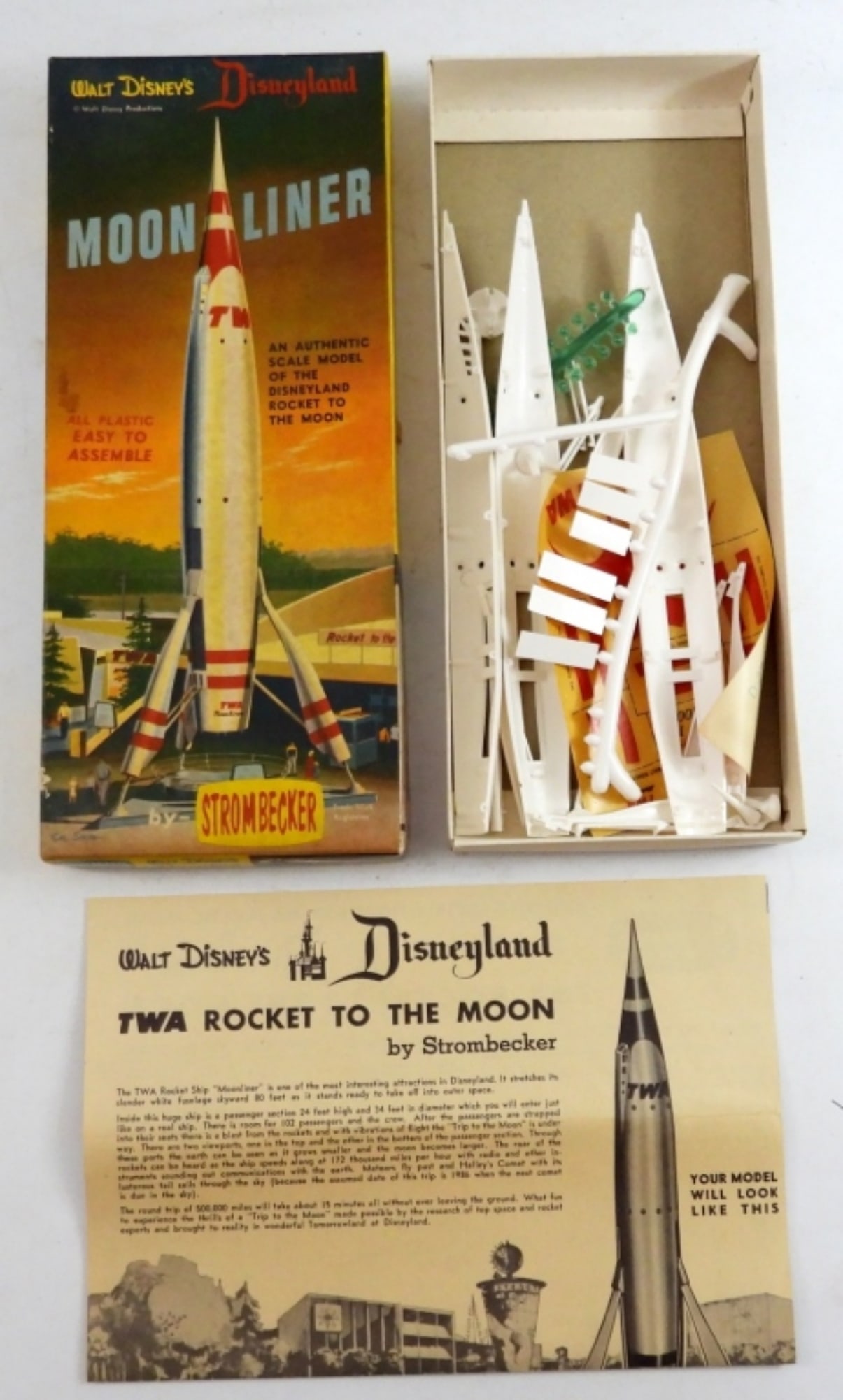 VINTAGE WALT DISNEY MOON LINER MODEL KIT (1 of 3)