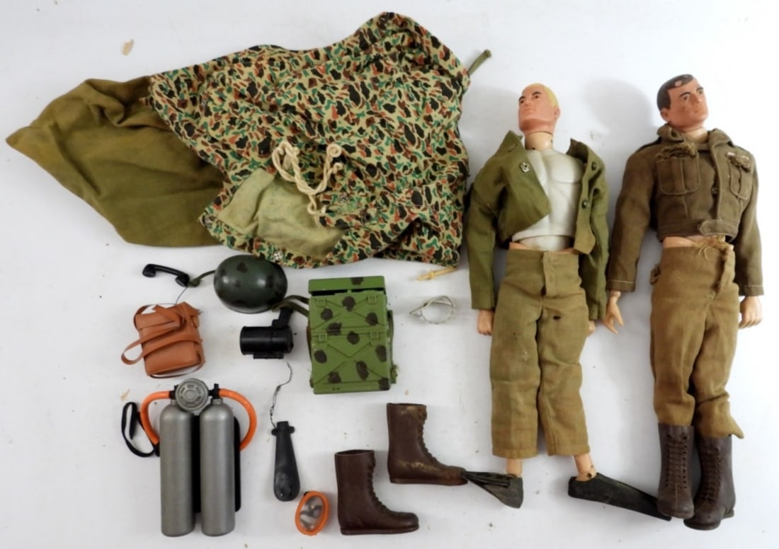 (2) VINTAGE 1964 G.I. JOE'S & ACCESSORIES (1 of 3)