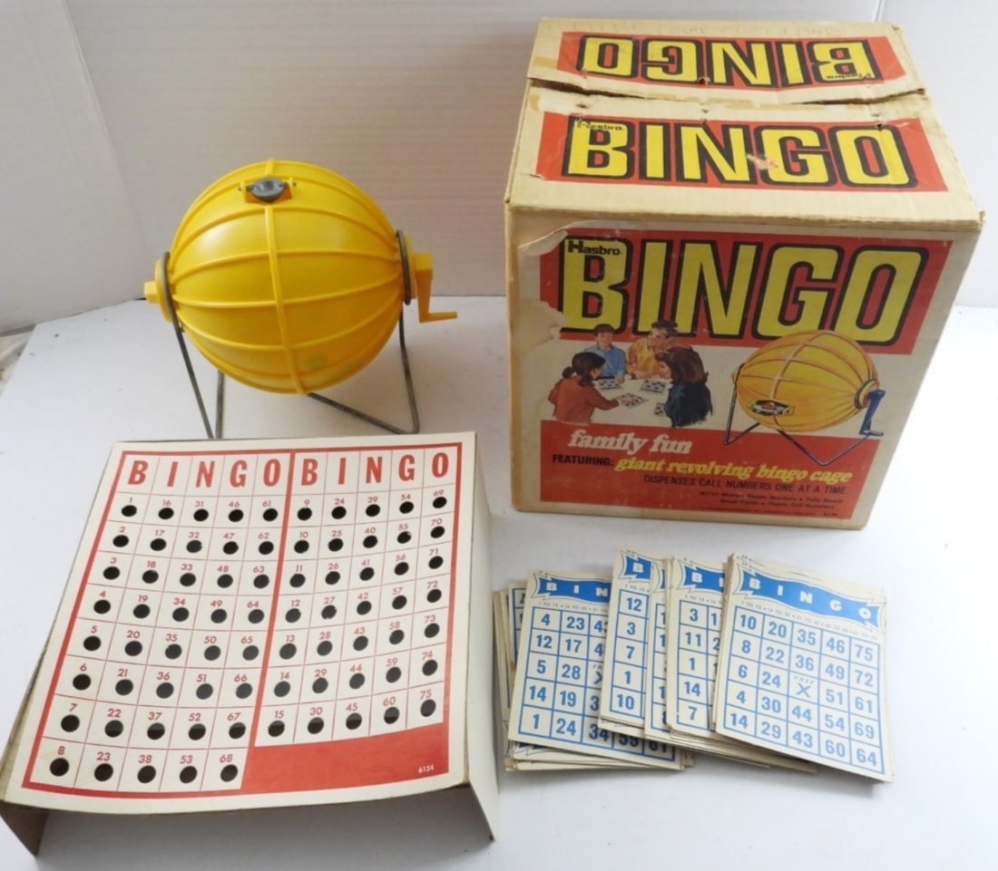 VINTAGE HASBRO BINGO: GOOD CONDTION ORIGINAL BOX
