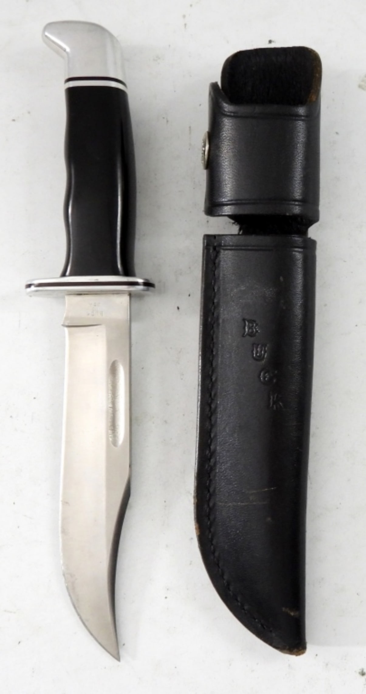 BUCK 119 STRAIGHT KNIFE in SHEATH - NICE (1 of 3)