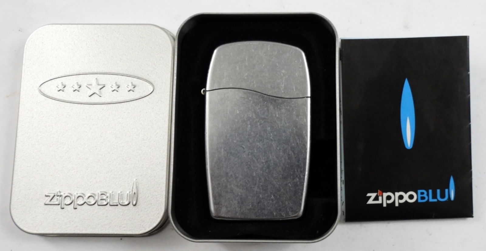 ZIPPO BLU 05 SILVER TONE SEALED (1 of 4)