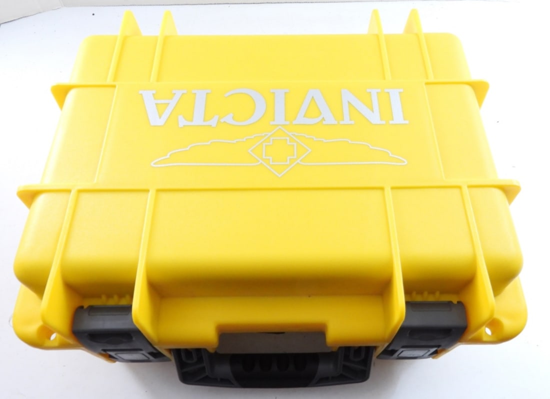 YELLOW INVICTA WATCH CASE-8 SLOTS: LARGE, PLASTIC, STURDY YELLOW INVICTA CASE FOR LARGER MEN'S WATCHES. VERY NICE CASE! 15" WIDE, 12" TALL, 7" DEEP.
