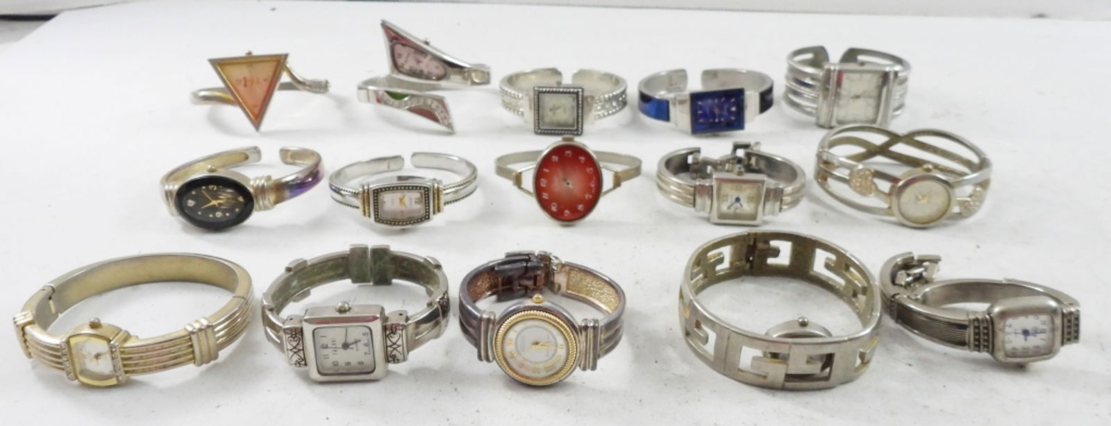 (15) BANGLE WOMENS WATCHES LOT (1 of 3)