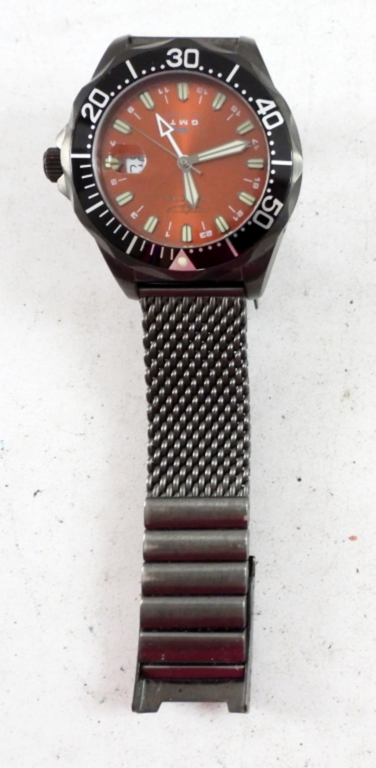 INVICTA MENS WATCH WITH DATE: INVICTA MENS WATCH WITH DATE . BLACK BAND WITH RED DIAL. NOT TESTED AS TO WORKING OR NOT