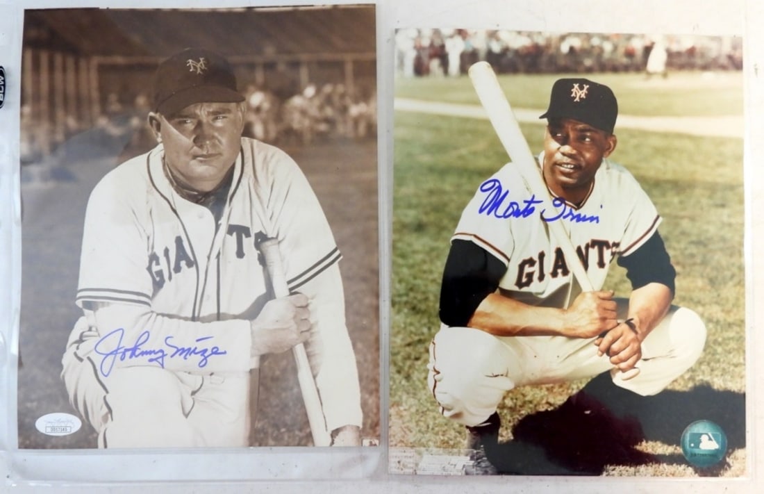 NY GIANTS JOHNNY MIZE 8X10 W/COA & MORE (1 of 2)
