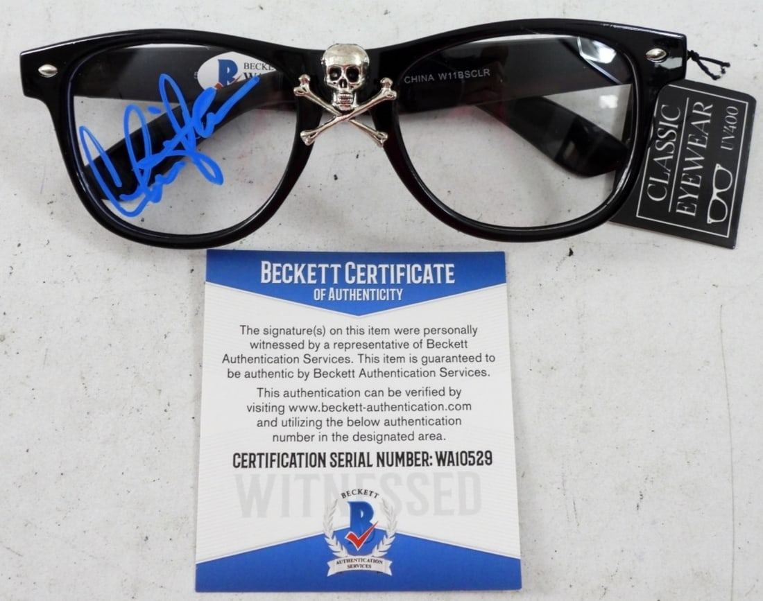 CHARLIE SHEEN AUTOGRAPHED GLASSES: MAJOR LEAGUE WILD THING VAUGHN BECKETT WA10529