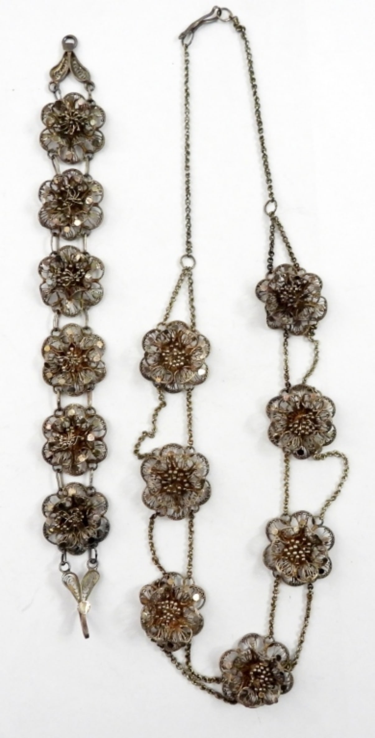 2 PIECE VINTAGE STERLING NECKLACE  SET (1 of 2)