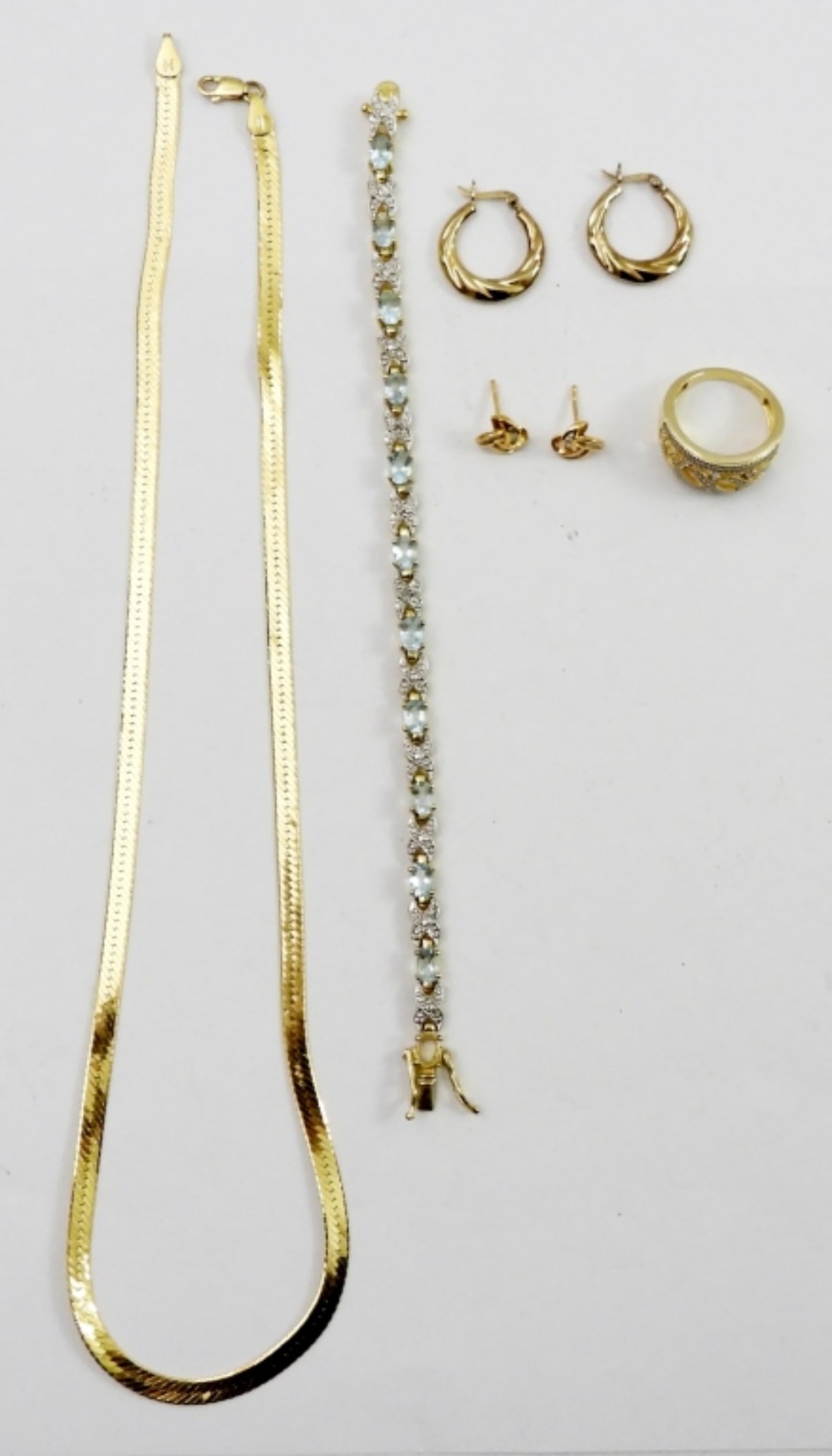 GOLD TONE STERLING FASHION JEWELRY (1 of 3)
