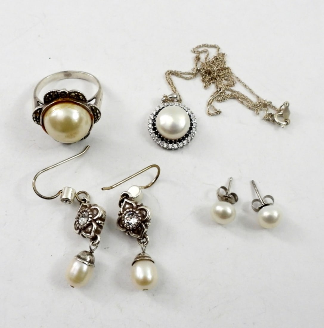 PEARL STERLING JEWELRY NECKLACE plus: EARRINGS plus FAUX PEARL RING SIZE 8 (11 DWT)