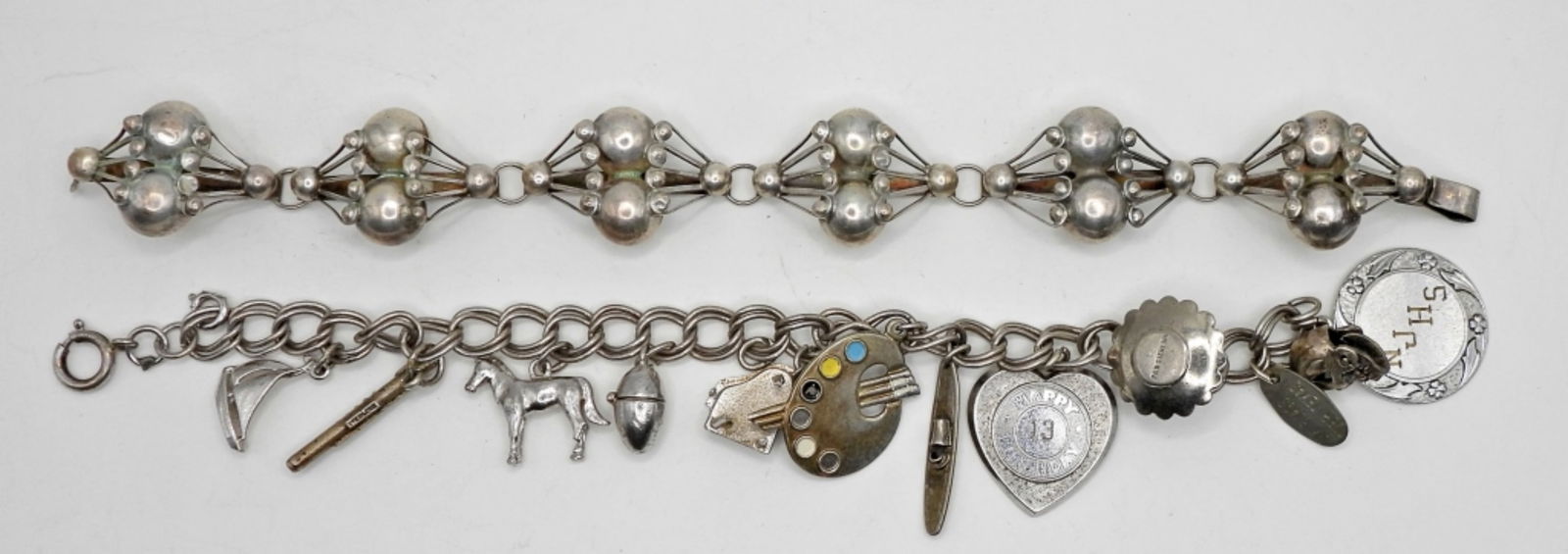 2 LADIES STERLING SILVER NECKLACES (1 of 3)