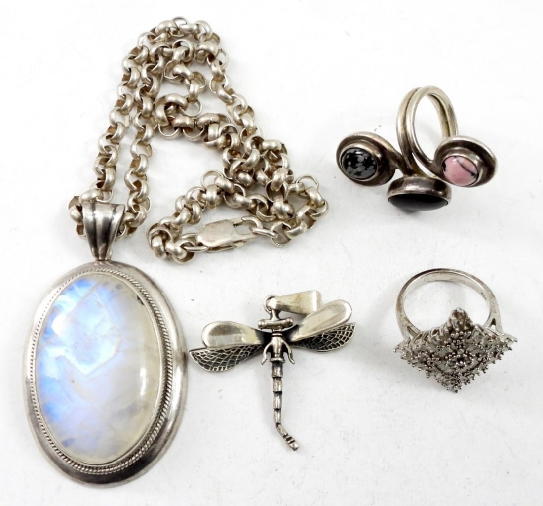 RAINBOW MOONSTONE PENDANT 925 & MORE (1 of 3)