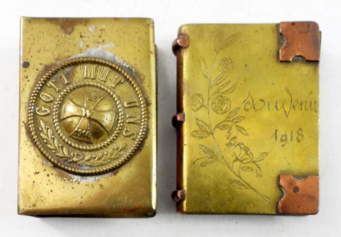 1918 WWI BOOK LIGHTER "ENGRAVED" (1 of 2)