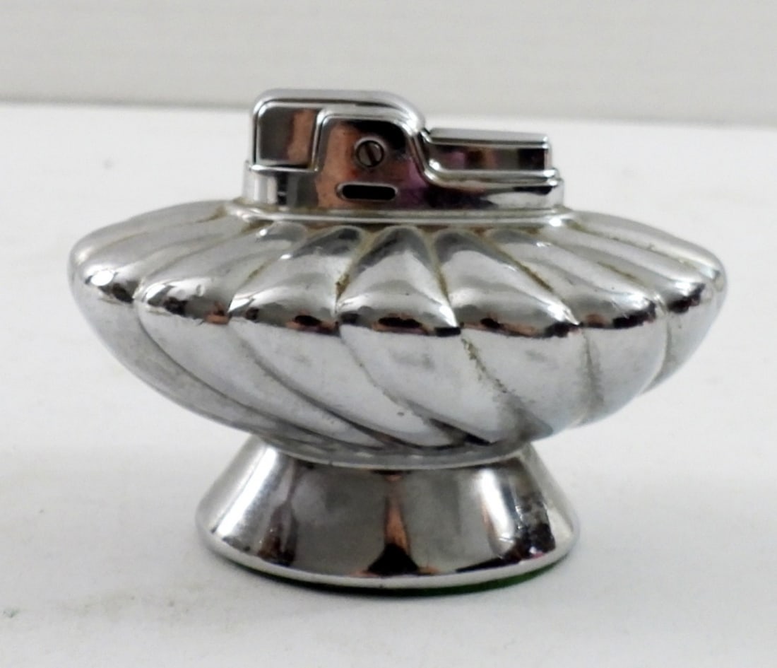 RONSON REGAL TABLE LIGHTER (1 of 4)