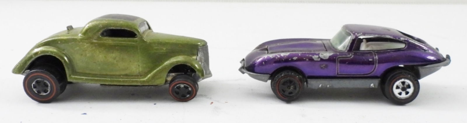 (2) HOT WHEELS REDLINE CARS (1 of 4)