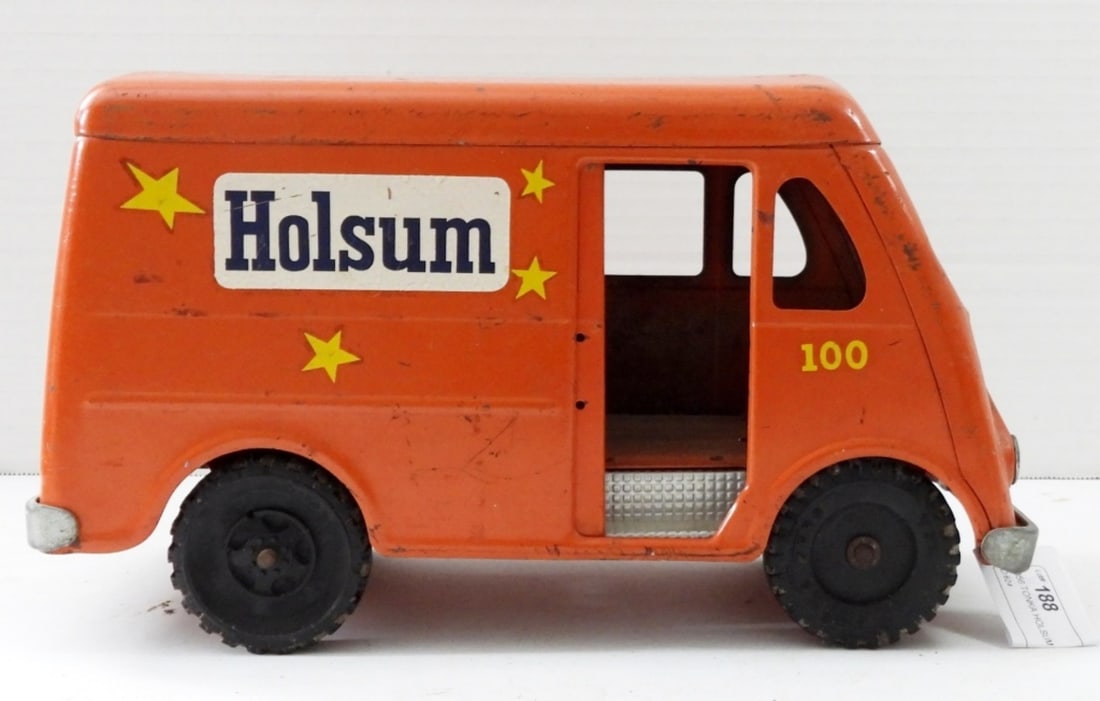 1956 TONKA HOLSUM BREAD METAL TRUCK (1 of 4)