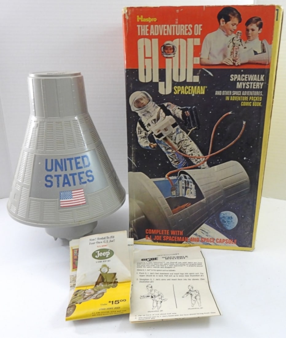 1964  GI JOE SPACEMAN  & SPACE CAPSULE (1 of 2)