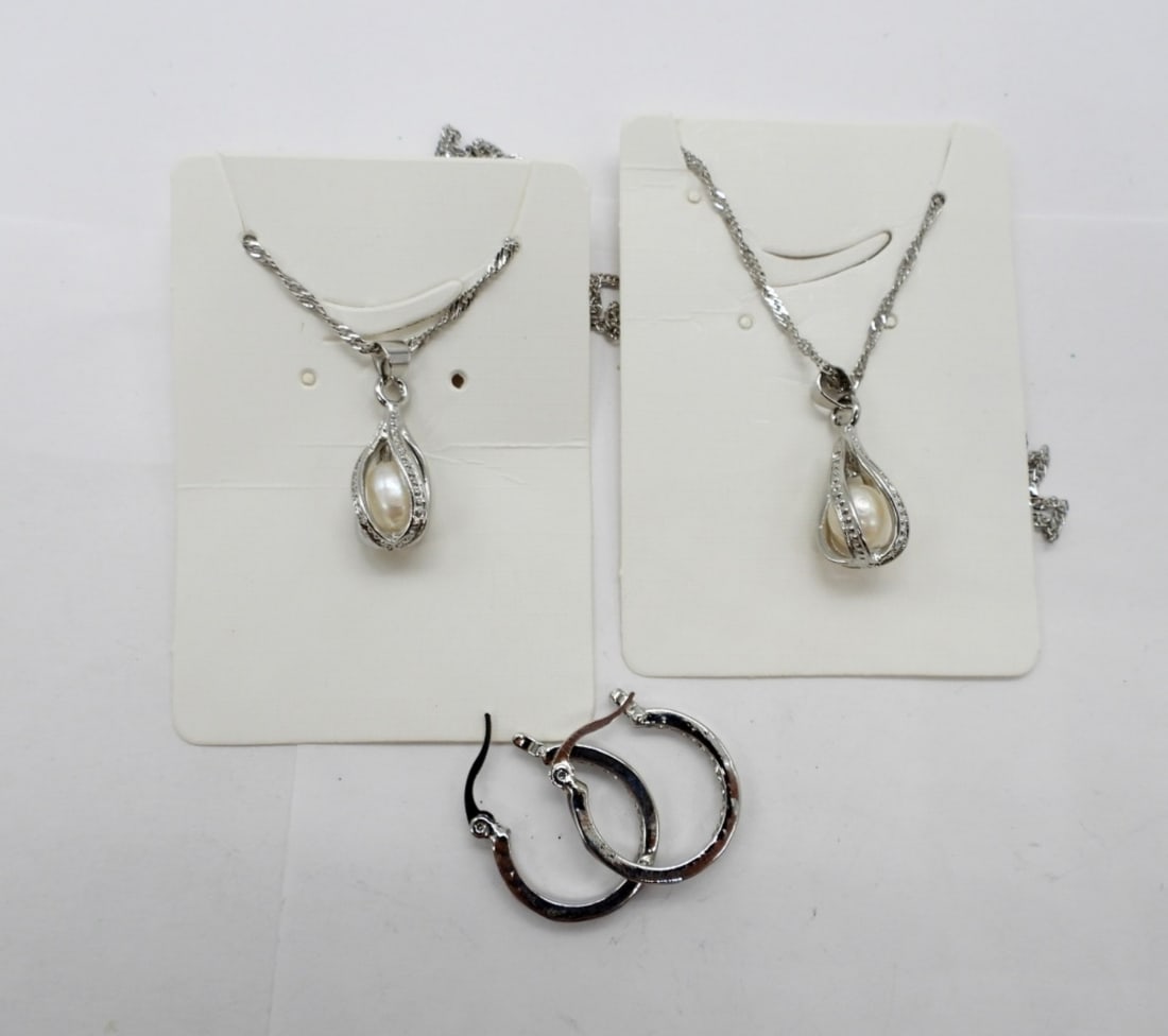 (2) PEARL EARRINGS & NECKLACES (1 of 1)