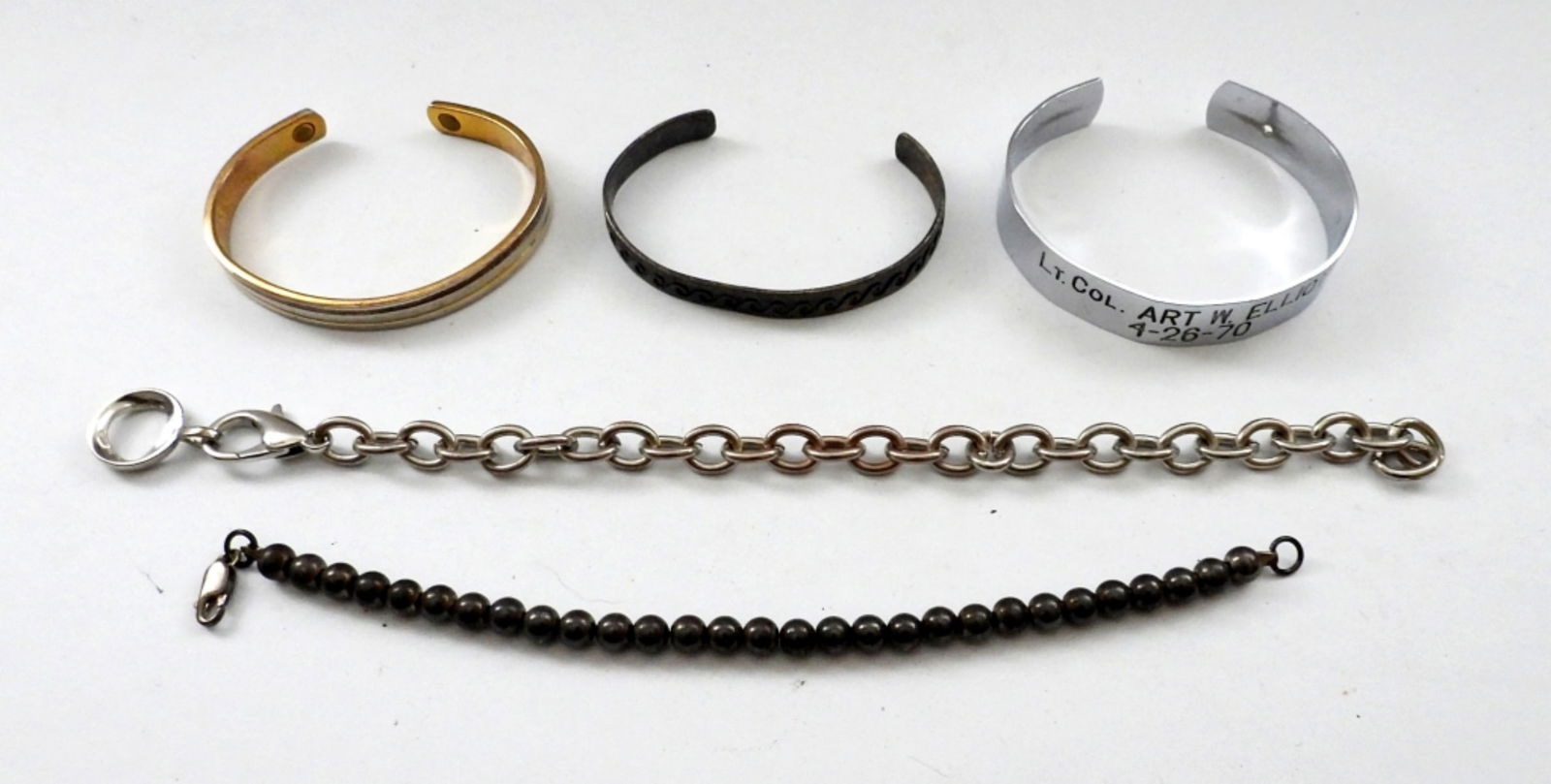 (5) VINTAGE BRACELETS, CHAIN & CUFF: 7" & 9" CHAIN BRACELETS; (3) CUFF STYLE BRACELETS WITH ENGRAVING (1- STAMPED 24K GOLD ELECTROPLATED)