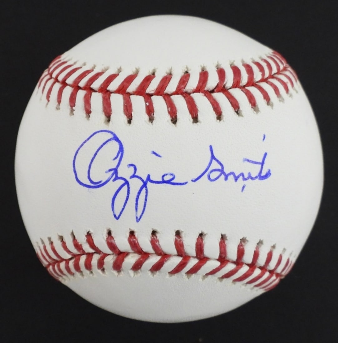 OZZIE SMITH SIGNED BASEBALL (1 of 3)