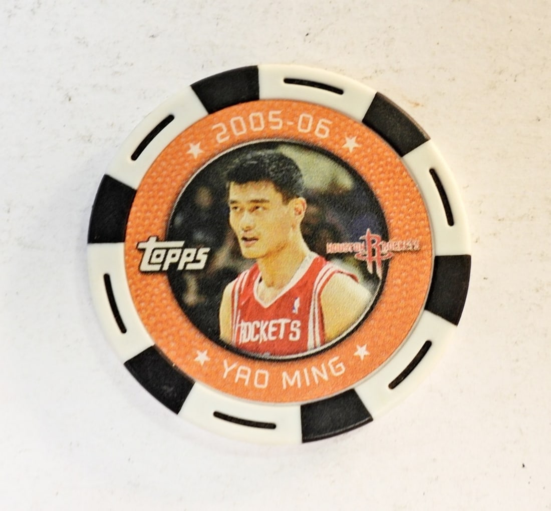 TOPPS NBA YAO MING POKER CHIP (1 of 3)