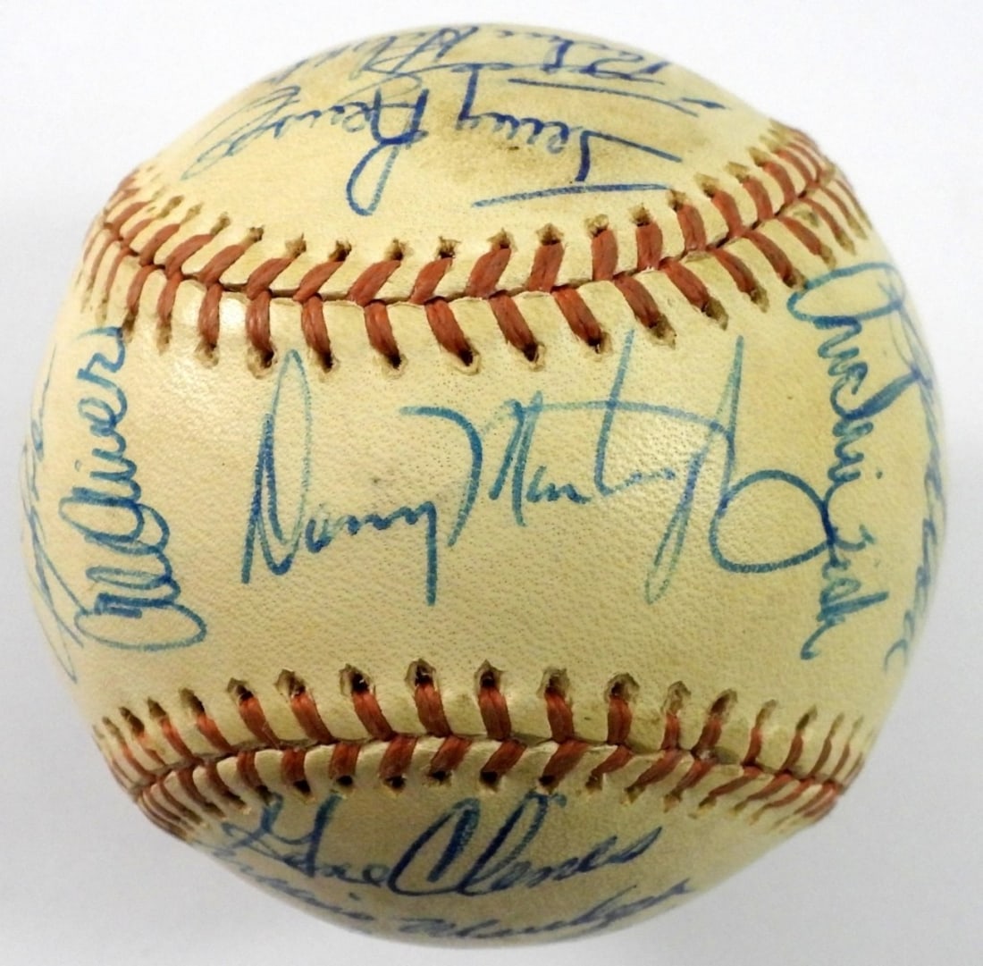 1970s PITTSBURGH PIRATES SIGNED BALL: (27) SIGNATURES - DANNY MURTAUGH on sweet spot, ART HOWE, JERRY REUSS PLUS (24) OTHER PIRATES SIGNATURES - NO COA