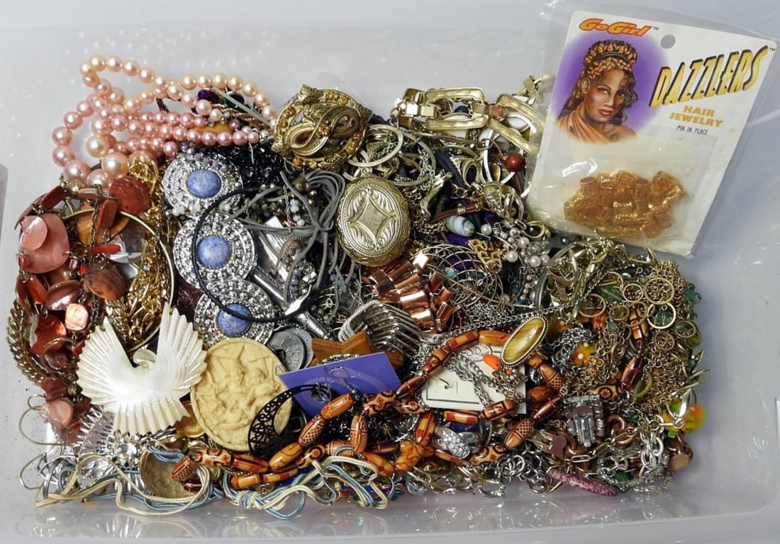 25 FASHION JEWELRY TREASURE LOT - L@@K!: Completely UNSEARCHED and loaded with Name Brand Fashion Jewelry - Trifari, Monet, Coro, Napier, and More - Each lot is bagged individually from this EMENSE Fashion Jewelry Consignment. It is being so