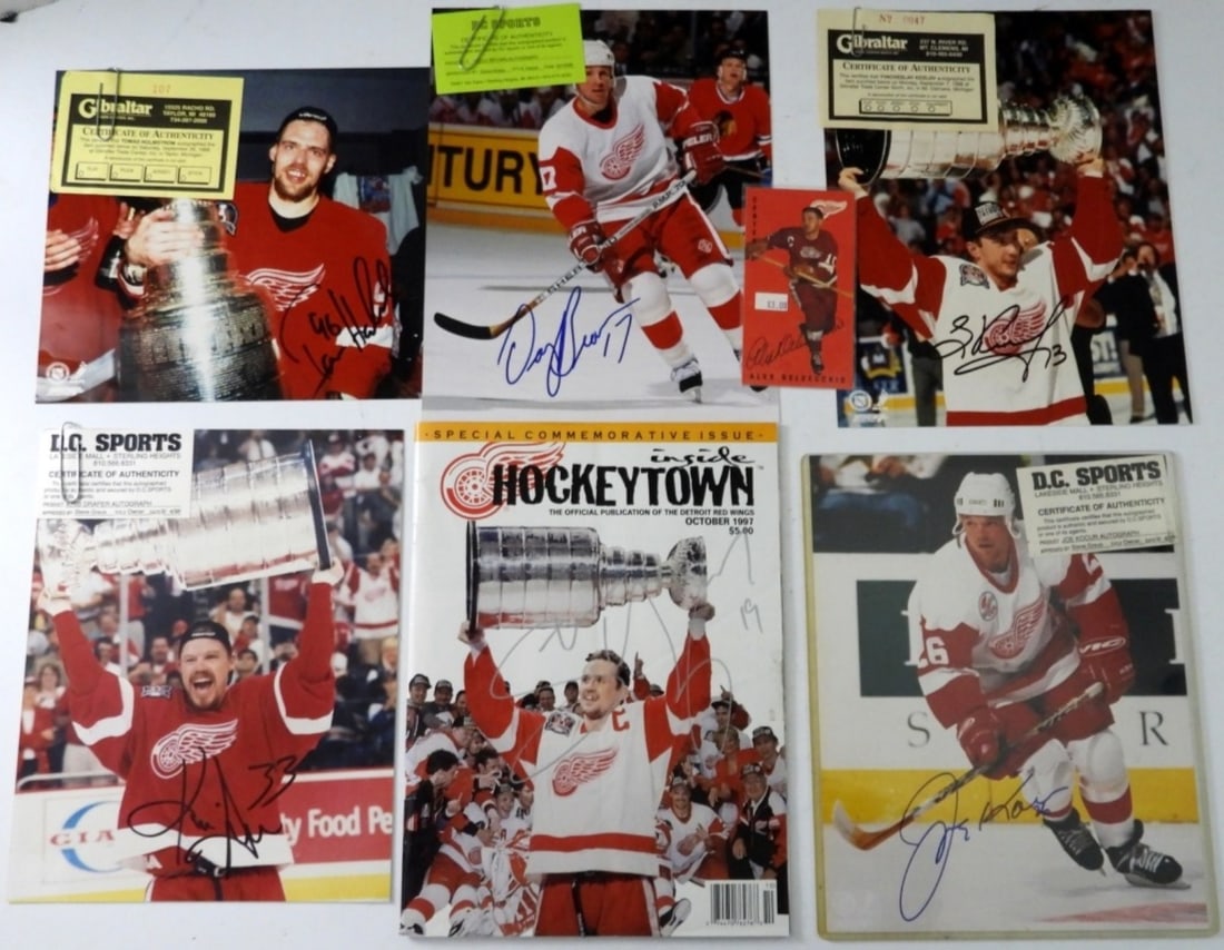 (5) DETROIT RED WING  SIGNED 8X10'S MORE (1 of 3)
