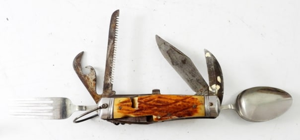 VINTAGE SWISS ARMY FOLDING UTILITY KNIFE