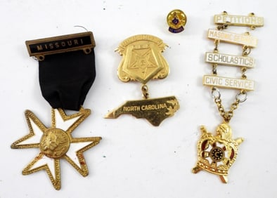 MASONIC PIN & MEDAL LOT