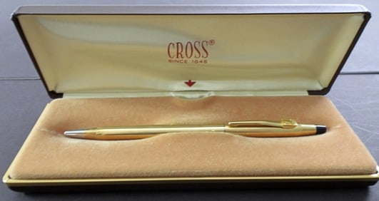(1) Vintage Cross Gold Pen