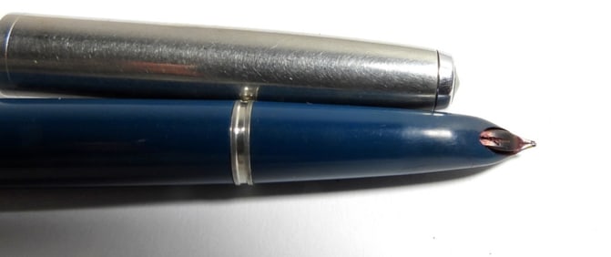 (1) Parker Fountain Pen