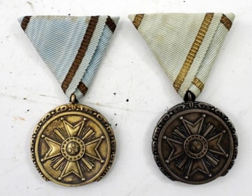 (2)LATVIA MEDAL OF HONOR OF THE 3 STARS