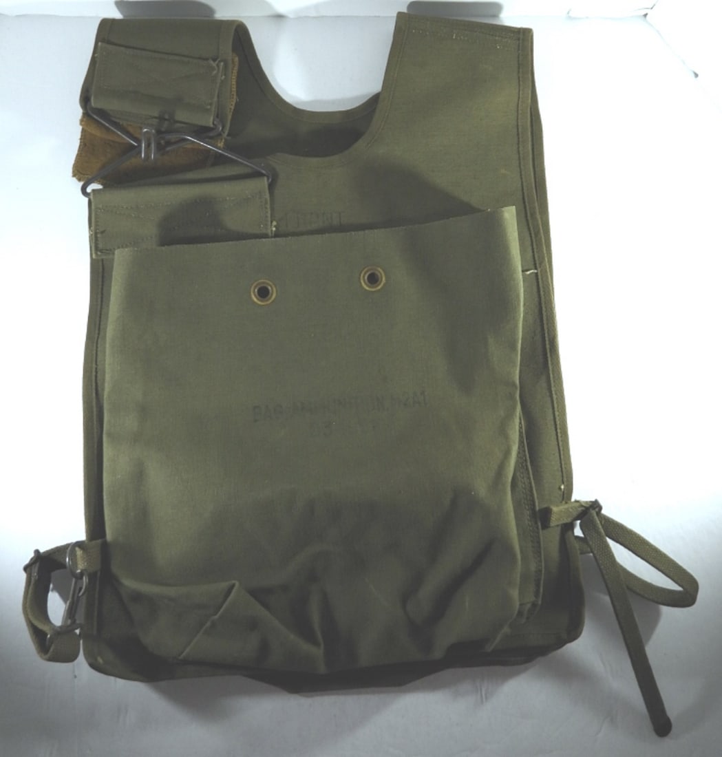 MILITARY CANVAS AMMO VEST: M2A1
