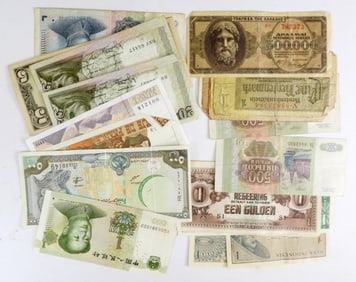 25 pc FOREIGN CURRENCY / PAPER MONEY