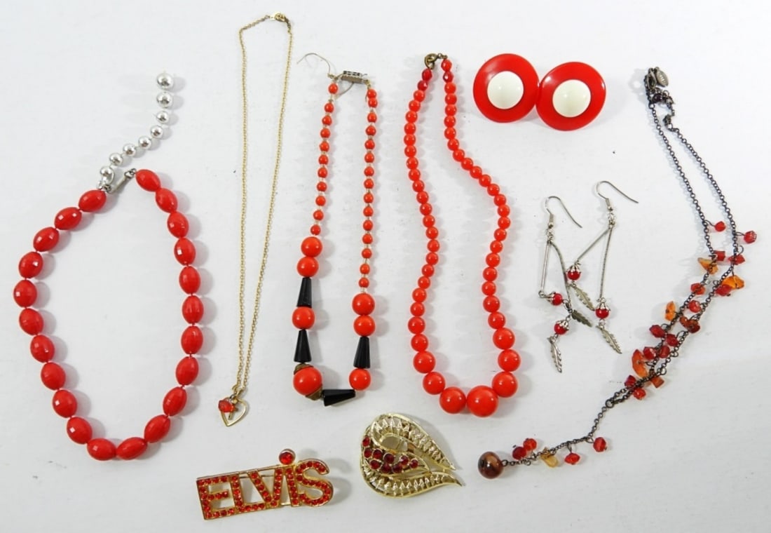 9 PIECE RED BEADED LOT (1 of 4)