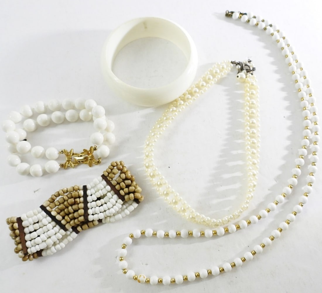 VINTAGE WHITE BEADED SET (1 of 3)