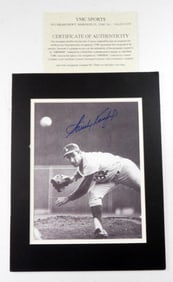 SANDY KOUFAX SIGNED B&W PHOTO