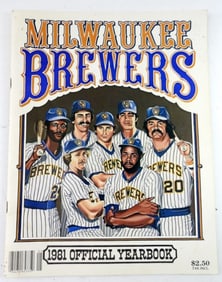 (1) MILWAUKEE YEARBOOK 1981