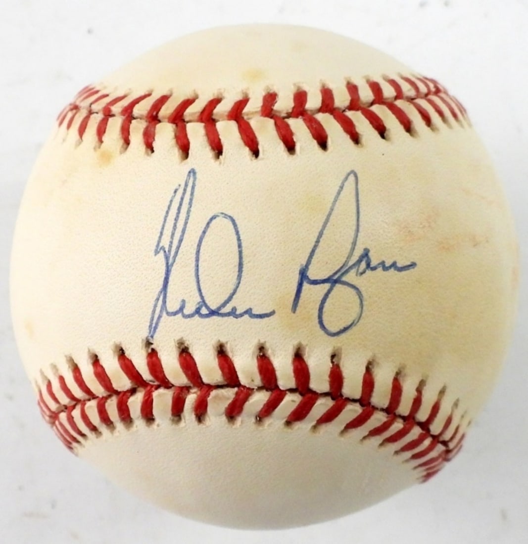 NOLYN RYAN SIGNED BASEBALL: IN PROTECTIVE CASE. NO COA