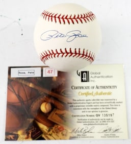 PETE ROSE SIGNED BASEBALL