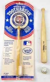 BRAVES BOOSTER BAT FAN & TIGERS