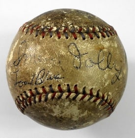 1930s CHICAGO WHITE SOX SIGNED BALL