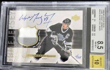1999-00 UPPER DECK GRETZKY AUTO JERSEY