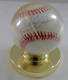DAVE JUSTICE AUTOGRAPH BASEBALL