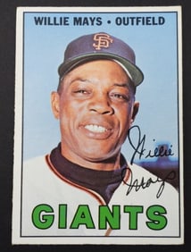 1967 TOPPS #200 WILLIE MAYS (VG+)