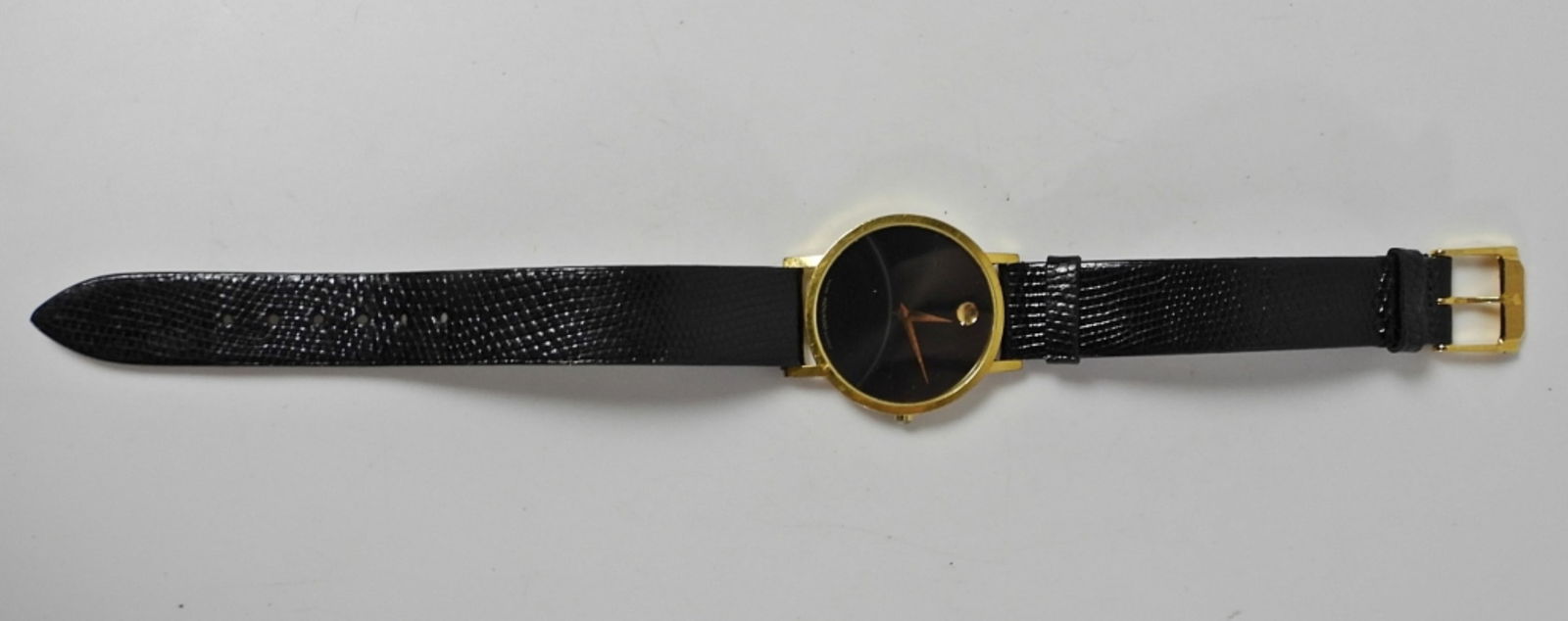 GENTS MOVADO MUSEUM WATCH. REF 87-33-862 (1 of 4)