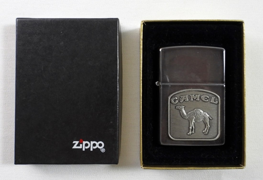 1992 MIDNIGHT CHROME CAMEL BEAST EMBLEM (1 of 5)